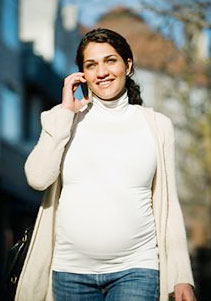 Стильная беременность: 6 базовых вещей в гардеробе будущей мамы