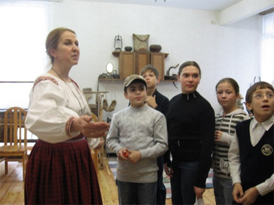 Опровергая стереотипы: фольклорные игры в музее русской старины