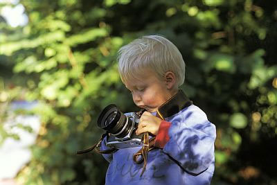 Фотоаппарат для ребенка: дорогая игрушка или инструмент для творчества?