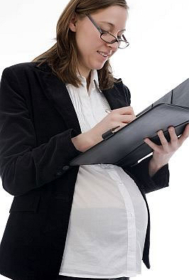 Пособия, связанные с беременностью и материнством, в 2014 году