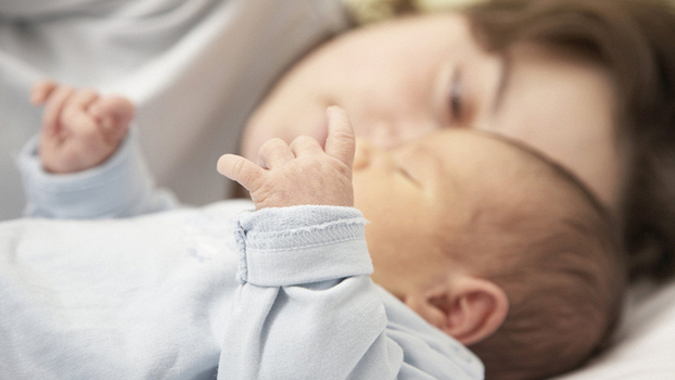 10 важных дел в роддоме. Чем заняться маме после родов