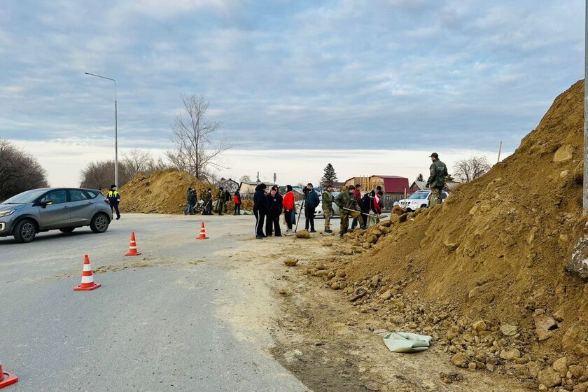 Губернатор Курганской области обвинил садоводов в прорыве дамбы